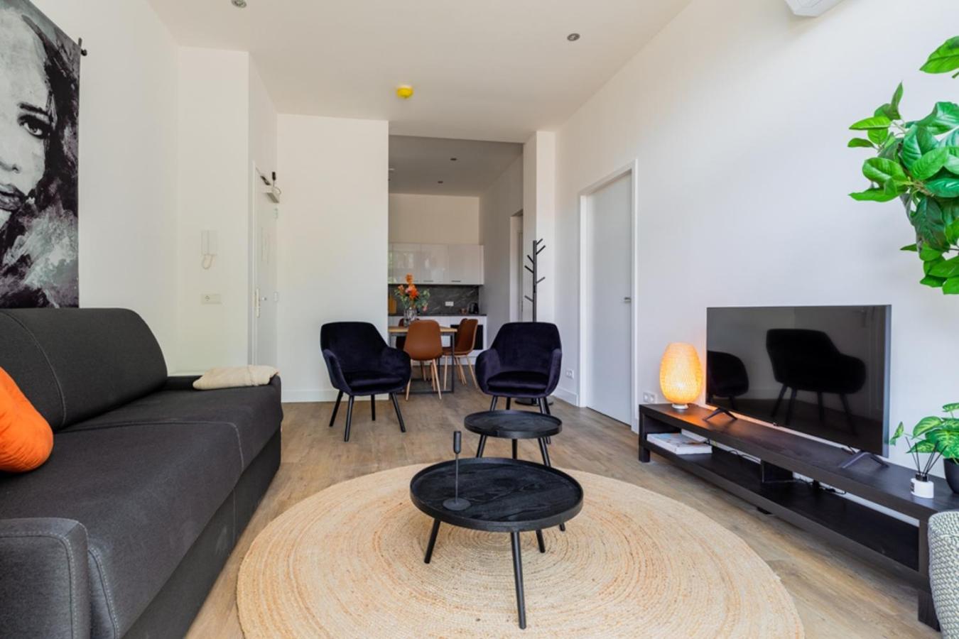 Fast Wifi, Vibrant Home, 10 Min From Efteling Apartment Tilburg